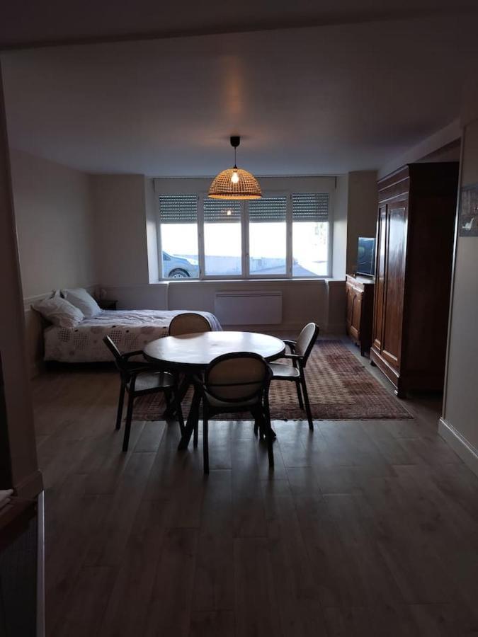 Tres Grand Studio Au Pied Du Plateau D'Angouleme. Dış mekan fotoğraf